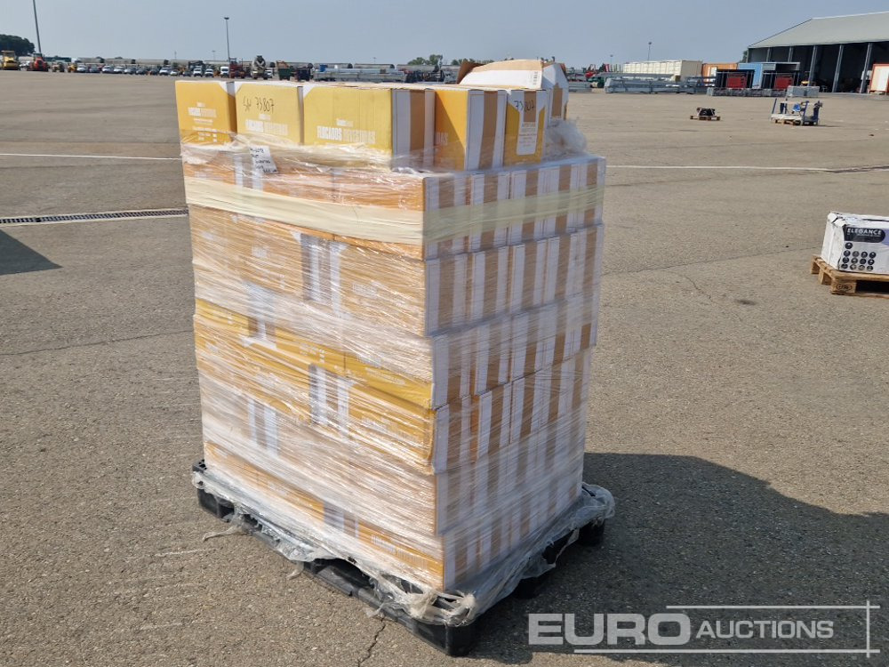 Pallet of Rubber Gloves - Equipo de construcción: foto 1 Pallet of Rubber Gloves - Equipo de construcción: foto 1