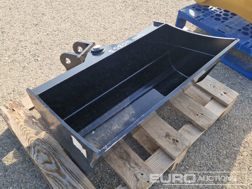 Unused 2025 Captok 24" Tilt Ditching Bucket to suit Mini Excavator / Cazo - Cazo: foto 4 Unused 2025 Captok 24" Tilt Ditching Bucket to suit Mini Excavator / Cazo - Cazo: foto 4