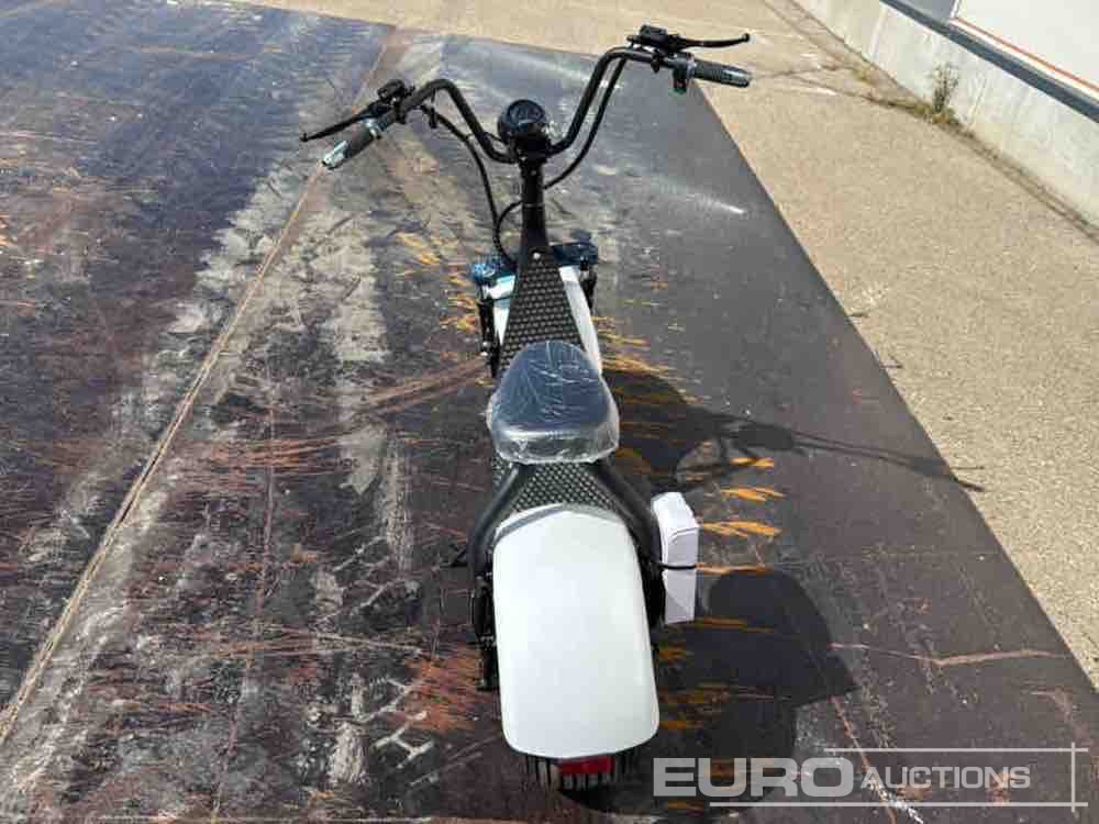 Unused City coco Electric Scooter Max Speed 40km/h, Autonomy 45km / Scooter Eléctrico - Motocicleta: foto 4 Unused City coco Electric Scooter Max Speed 40km/h, Autonomy 45km / Scooter Eléctrico - Motocicleta: foto 4
