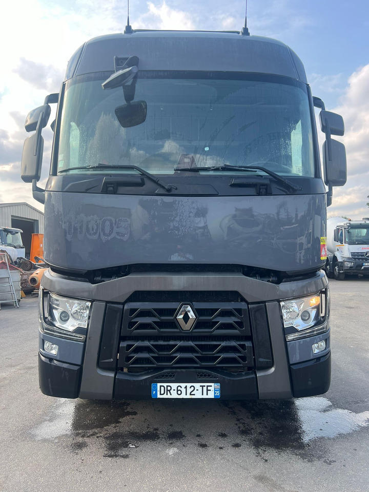Tracteur Renault DR-612-TF - Cabeza tractora: foto 1 Tracteur Renault DR-612-TF - Cabeza tractora: foto 1