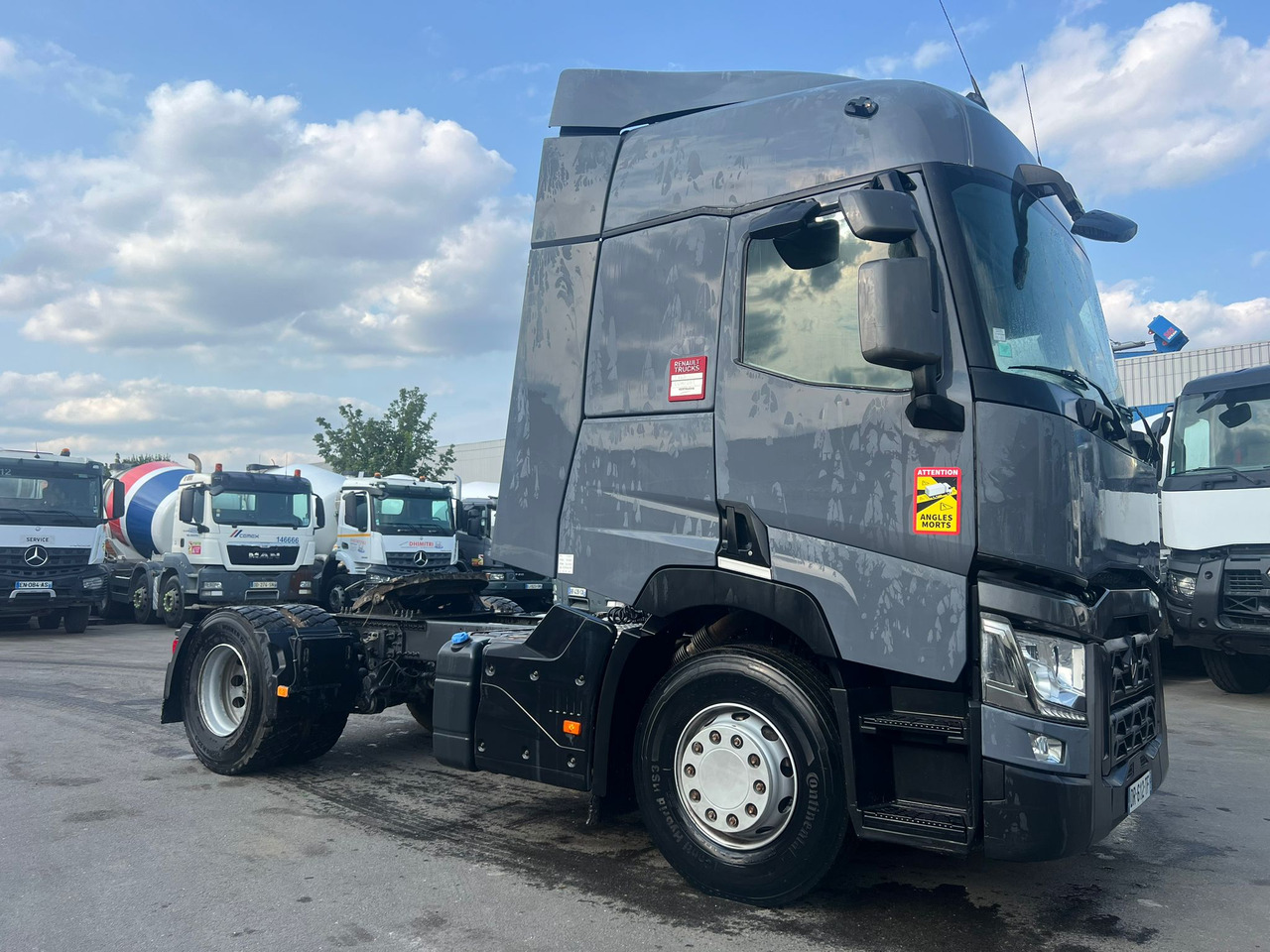 Tracteur Renault DR-612-TF - Cabeza tractora: foto 3 Tracteur Renault DR-612-TF - Cabeza tractora: foto 3