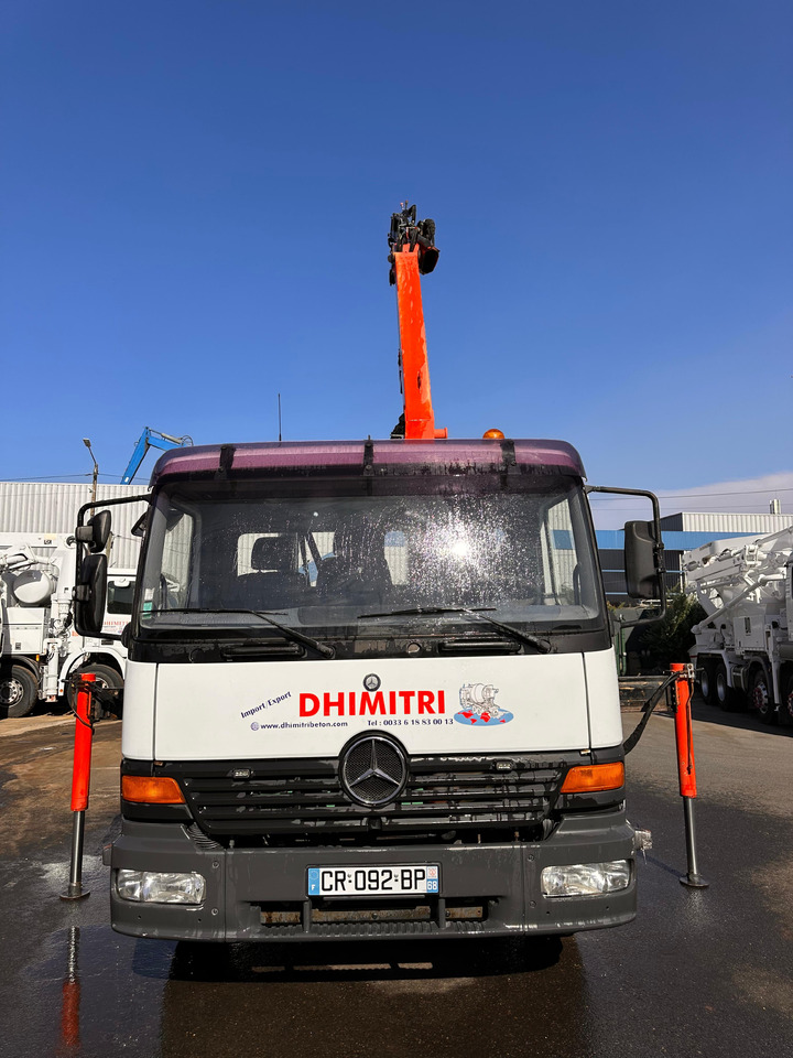 Camion bénne Mercedes Benz MP1 CR-092-BP - Camión volquete, Camión grúa: foto 1 Camion bénne Mercedes Benz MP1 CR-092-BP - Camión volquete, Camión grúa: foto 1