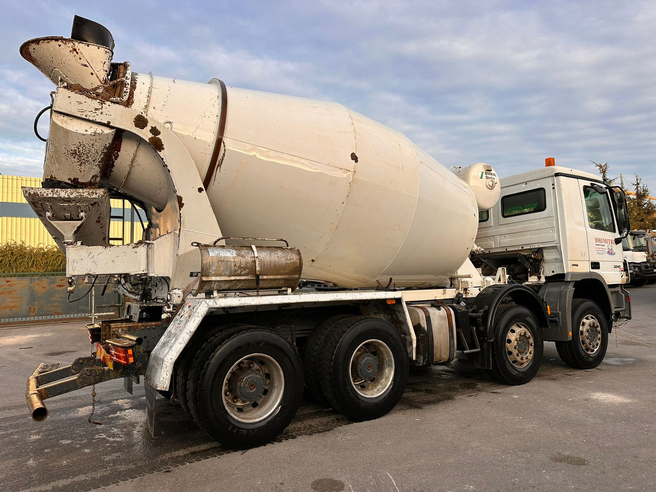 Camion béton Mercedes Actros 3241 CR-432-JW - Camión hormigonera: foto 4 Camion béton Mercedes Actros 3241 CR-432-JW - Camión hormigonera: foto 4