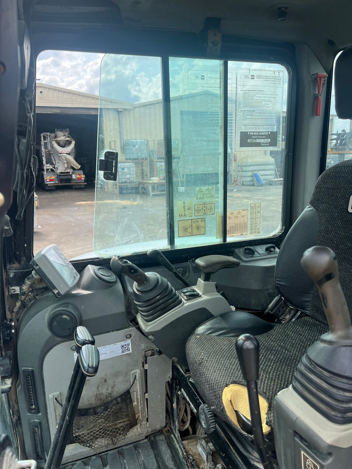 Mini-pelle Caterpillar 305E2 - Miniexcavadora: foto 4 Mini-pelle Caterpillar 305E2 - Miniexcavadora: foto 4