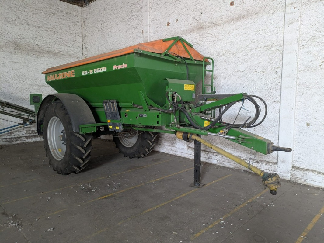 Amazone ZGB 5500 - Pulverizador: foto 1 Amazone ZGB 5500 - Pulverizador: foto 1