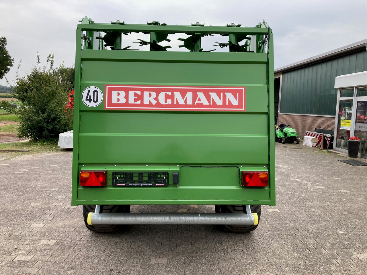 Bergmann Dungstreuer M 1080 SW - Esparcidor de fertilizantes: foto 5 Bergmann Dungstreuer M 1080 SW - Esparcidor de fertilizantes: foto 5