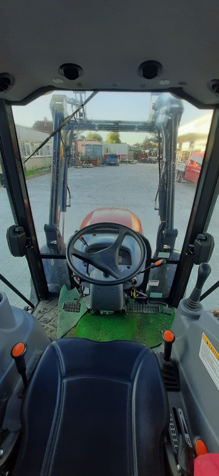 Branson 6225C - Tractor: foto 5 Branson 6225C - Tractor: foto 5