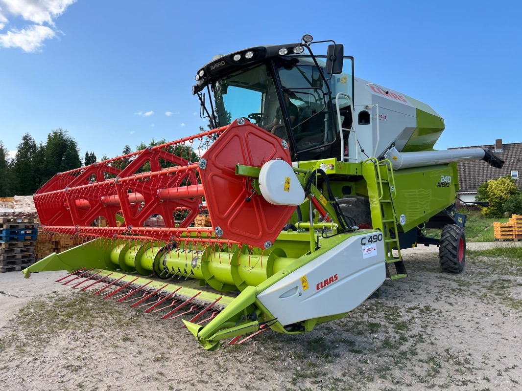 CLAAS Avero 240 - Cosechadora de granos: foto 1 CLAAS Avero 240 - Cosechadora de granos: foto 1