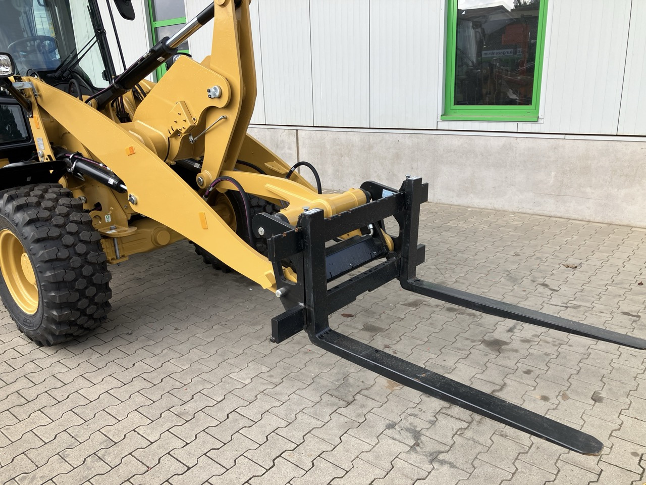 Cargadora de ruedas Caterpillar 908 HL: foto 6 Cargadora de ruedas Caterpillar 908 HL: foto 6