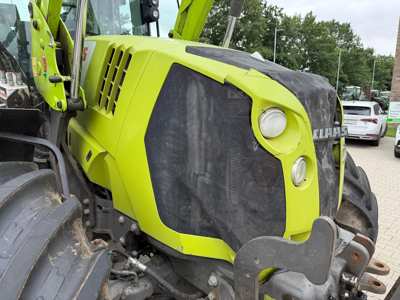 Claas Arion 650 C-Matic - Tractor: foto 2 Claas Arion 650 C-Matic - Tractor: foto 2