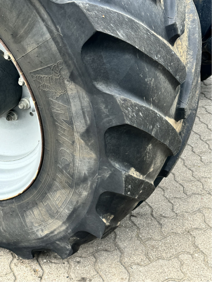 Deutz-Fahr Agrotron 7250 TTV - Tractor: foto 4 Deutz-Fahr Agrotron 7250 TTV - Tractor: foto 4