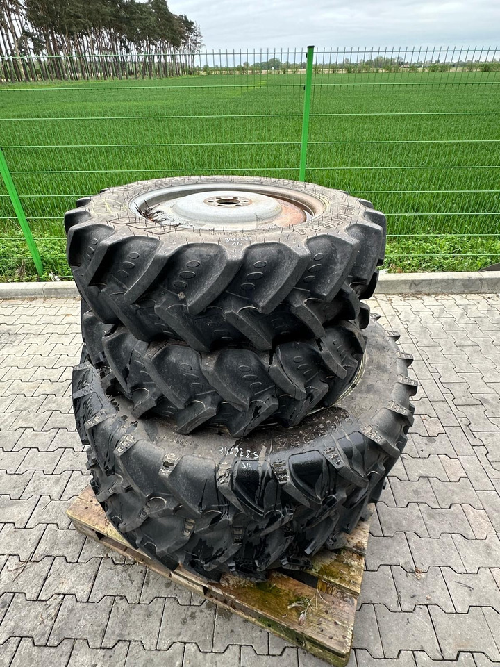 Deutz-Fahr Pflegeräd. 280/85R24 270/95R36 - Tractor: foto 2 Deutz-Fahr Pflegeräd. 280/85R24 270/95R36 - Tractor: foto 2