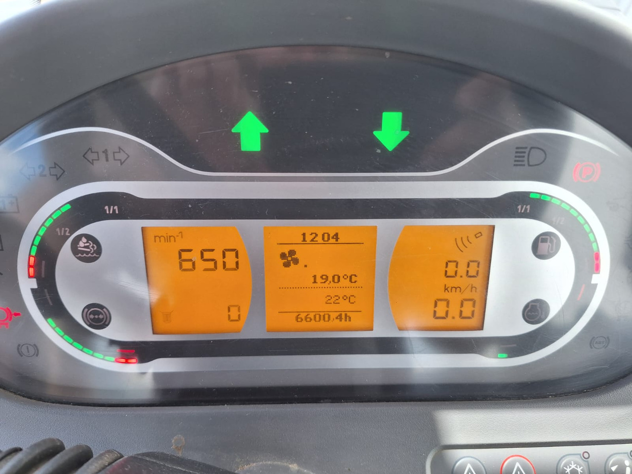 Fendt 1042 Vario S4 ProfiPlus - Tractor: foto 2 Fendt 1042 Vario S4 ProfiPlus - Tractor: foto 2