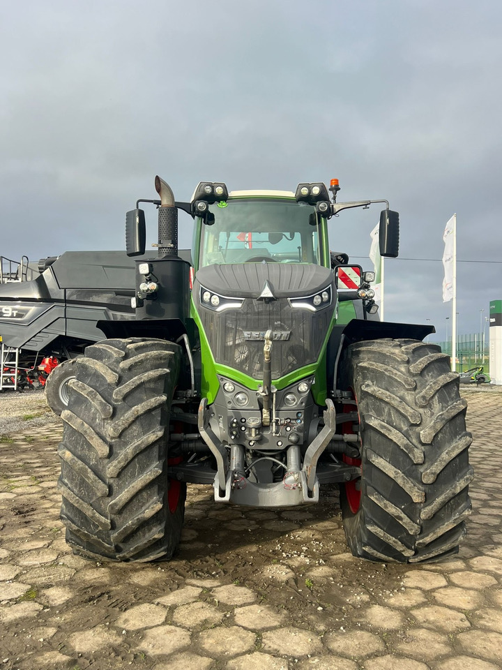 Fendt 1046 Vario Gen2 ProfiPlus - Tractor: foto 4 Fendt 1046 Vario Gen2 ProfiPlus - Tractor: foto 4
