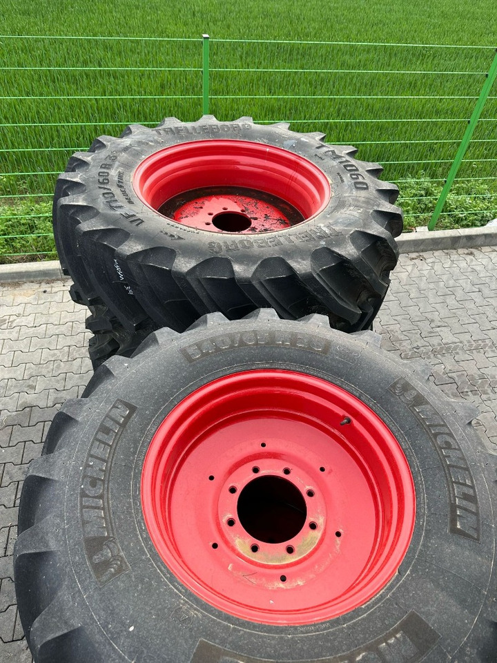 Fendt 540/65R28 MI VF710/60R38 T - Neumáticos y llantas: foto 3 Fendt 540/65R28 MI VF710/60R38 T - Neumáticos y llantas: foto 3