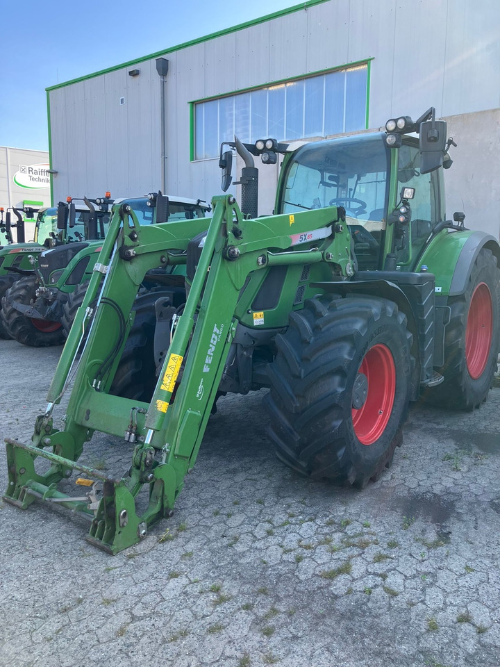 Fendt 718 Vario S4 Power - Tractor: foto 1 Fendt 718 Vario S4 Power - Tractor: foto 1