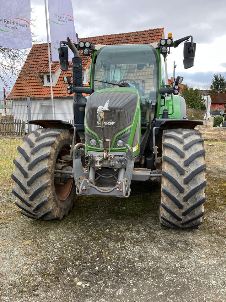 Fendt 718 Vario S4 Power Plus - Tractor: foto 5 Fendt 718 Vario S4 Power Plus - Tractor: foto 5