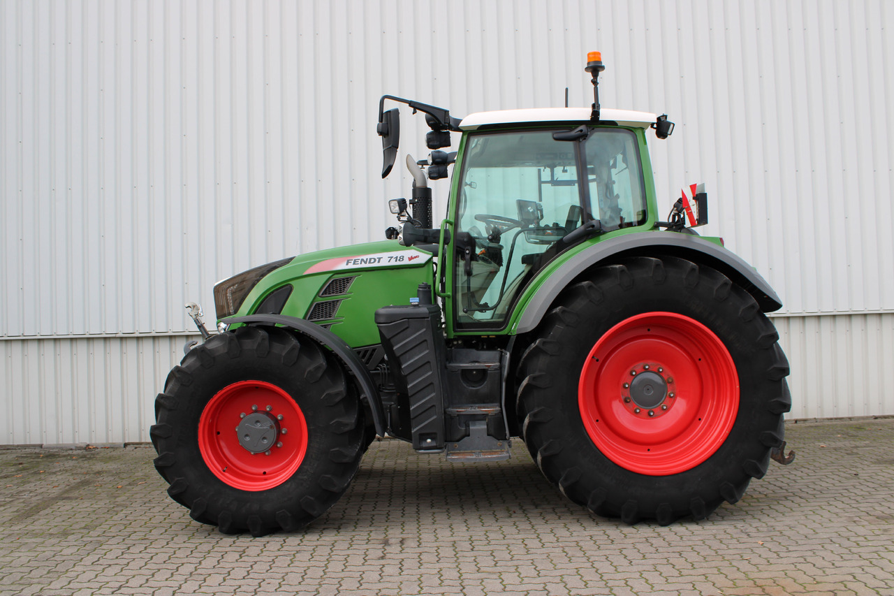 Fendt 718 Vario S4 ProfiPlus - Tractor: foto 1 Fendt 718 Vario S4 ProfiPlus - Tractor: foto 1