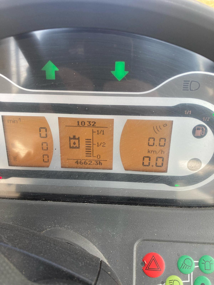 Fendt 720 Vario S4 ProfiPlus - Tractor: foto 2 Fendt 720 Vario S4 ProfiPlus - Tractor: foto 2