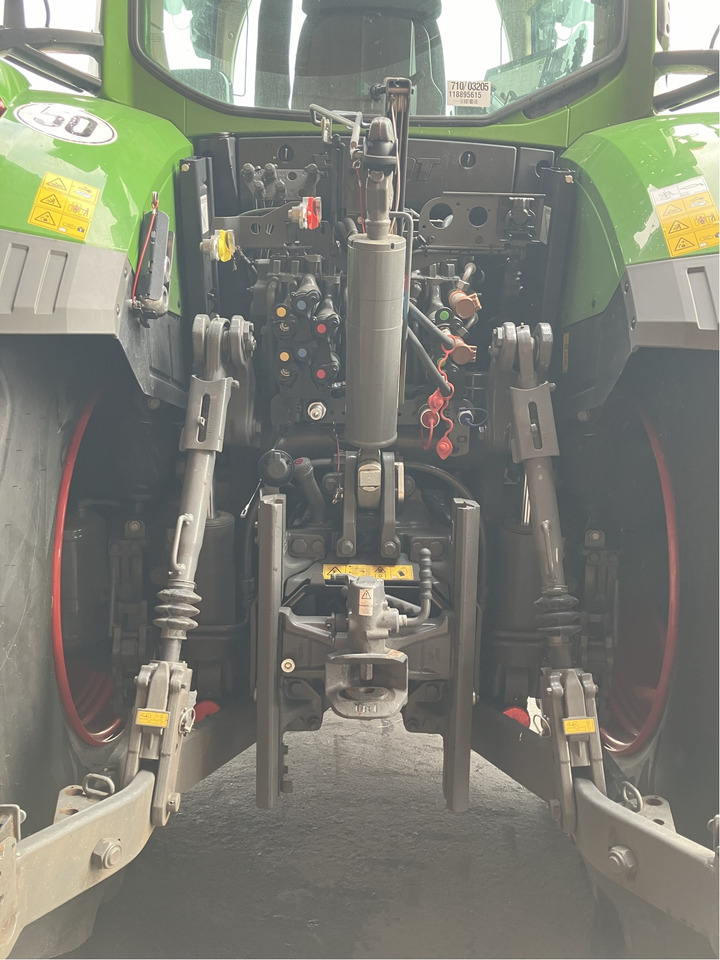 Fendt 728 Vario Gen7 - Tractor: foto 4 Fendt 728 Vario Gen7 - Tractor: foto 4