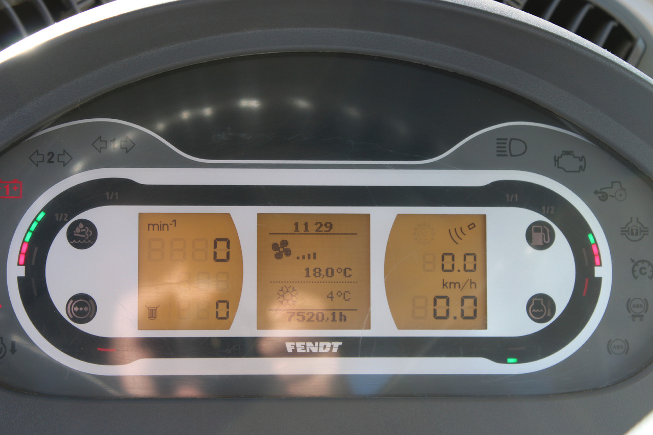 Fendt 828 Vario S4 Profi - Tractor: foto 2 Fendt 828 Vario S4 Profi - Tractor: foto 2