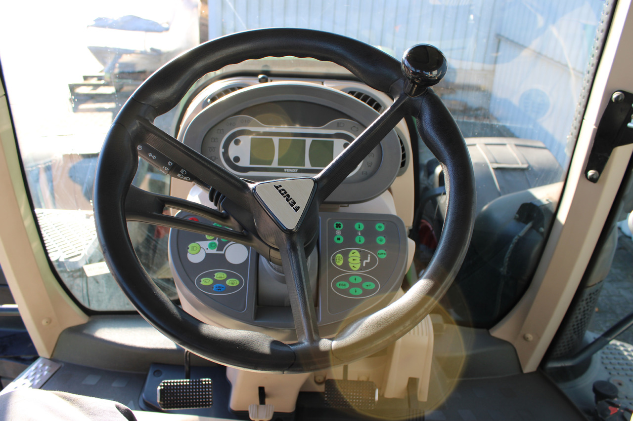 Fendt 828 Vario S4 Profi - Tractor: foto 4 Fendt 828 Vario S4 Profi - Tractor: foto 4