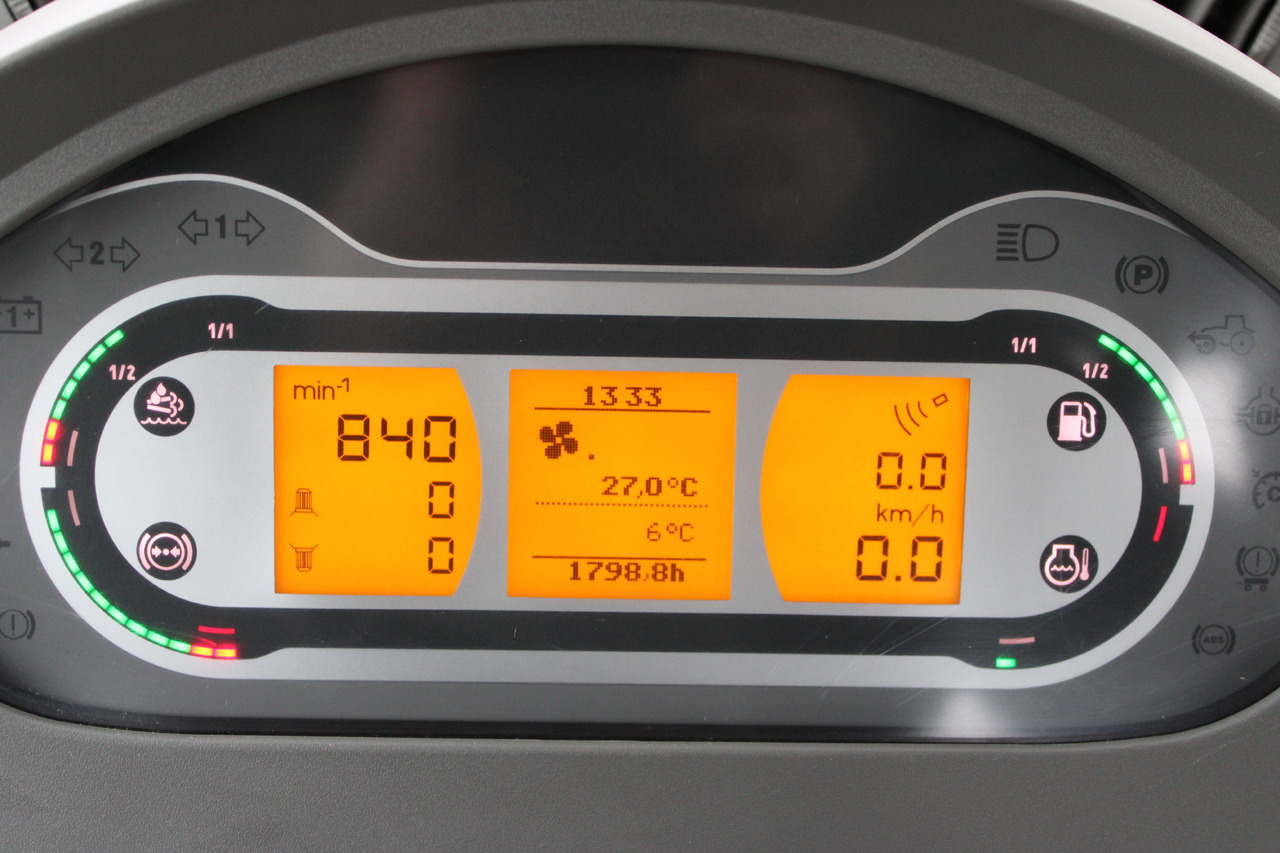 Fendt 828 Vario S4 ProfiPlus - Tractor: foto 2 Fendt 828 Vario S4 ProfiPlus - Tractor: foto 2