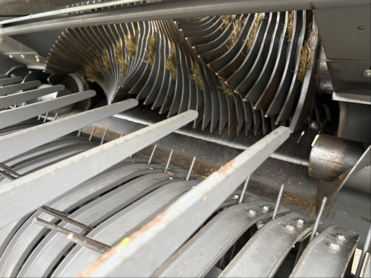 Fendt Rotana 160V Combi - Maquinaria de henificación: foto 3 Fendt Rotana 160V Combi - Maquinaria de henificación: foto 3