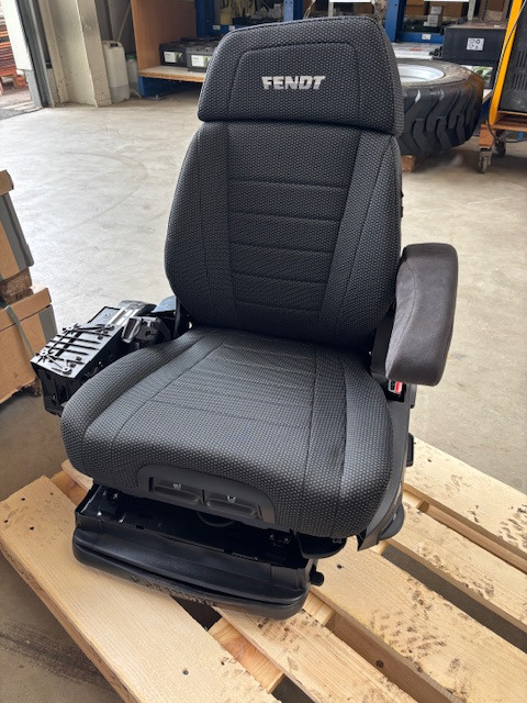 Fendt SuperKomfortsitz EvolutionUp - Tractor: foto 1 Fendt SuperKomfortsitz EvolutionUp - Tractor: foto 1