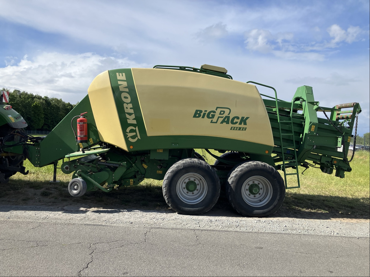 Krone Big Pack 890 XC - Empacadora de pacas cuadradas: foto 1 Krone Big Pack 890 XC - Empacadora de pacas cuadradas: foto 1