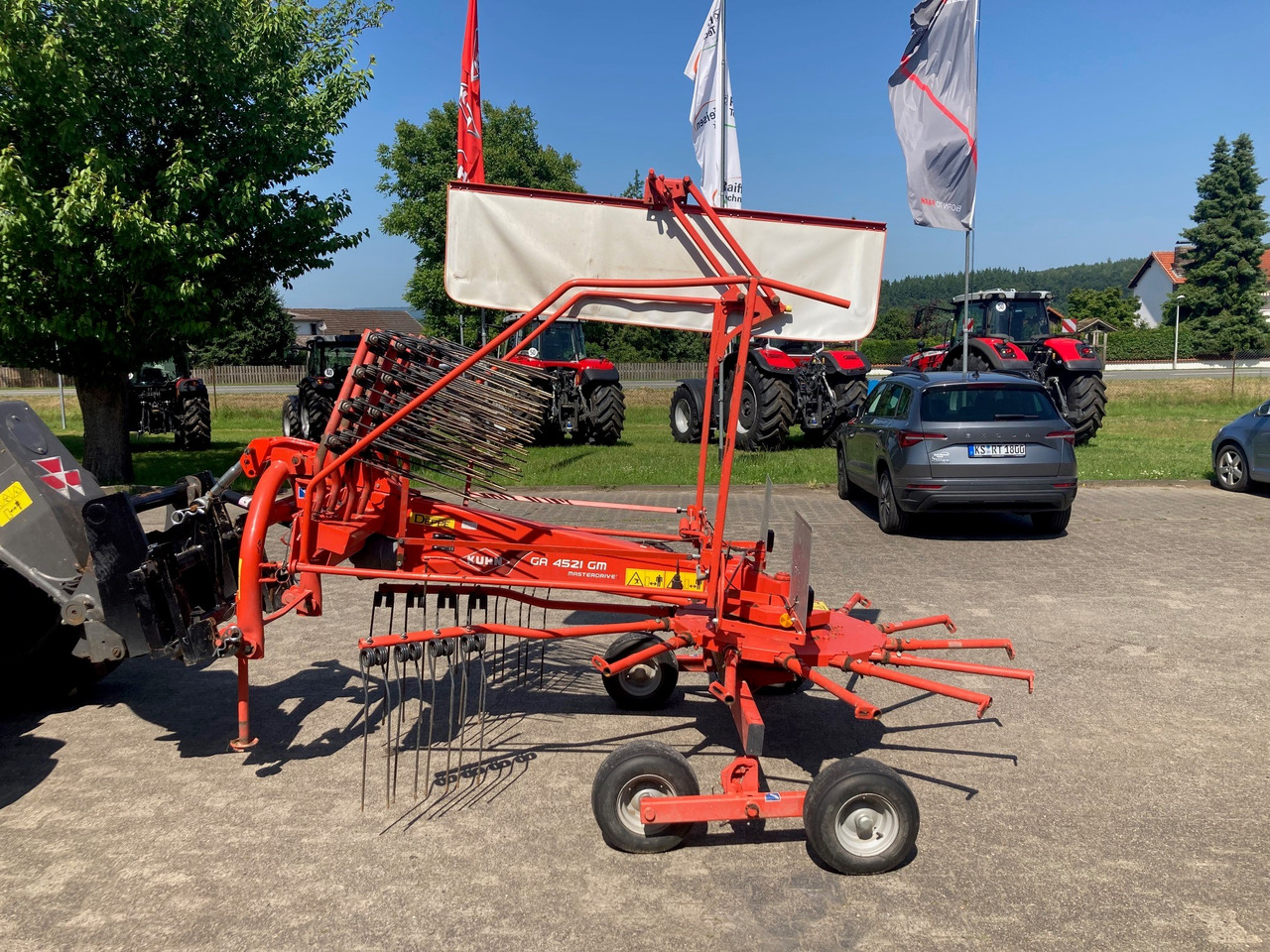 Kuhn Schwader GA 4521 - Henificadora: foto 1 Kuhn Schwader GA 4521 - Henificadora: foto 1