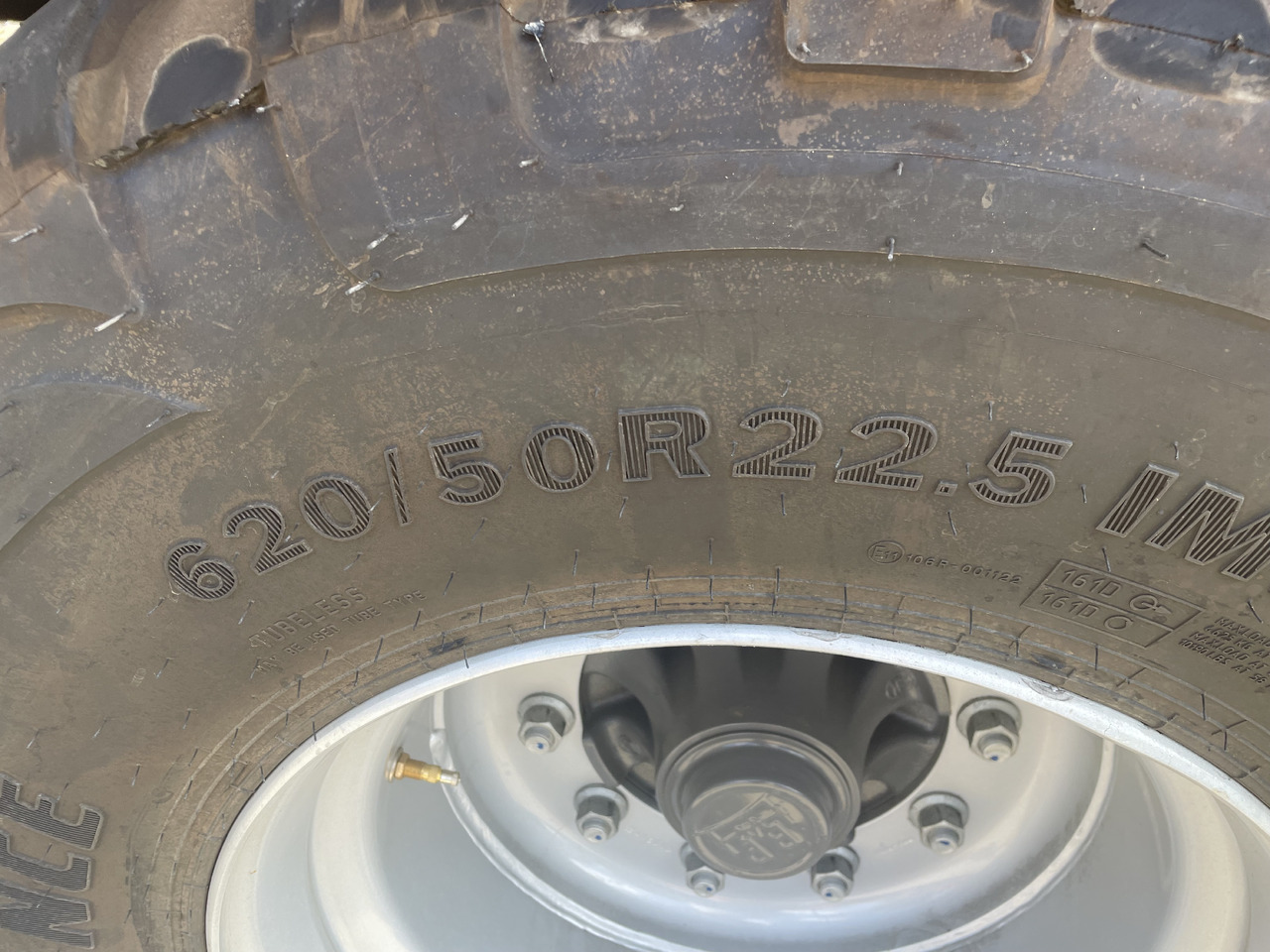 Massey Ferguson 2234 XDTC EU - Empacadora de pacas cuadradas: foto 2 Massey Ferguson 2234 XDTC EU - Empacadora de pacas cuadradas: foto 2