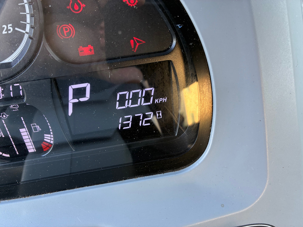 Valtra A114MH4 AC 71.5 - Tractor: foto 2 Valtra A114MH4 AC 71.5 - Tractor: foto 2