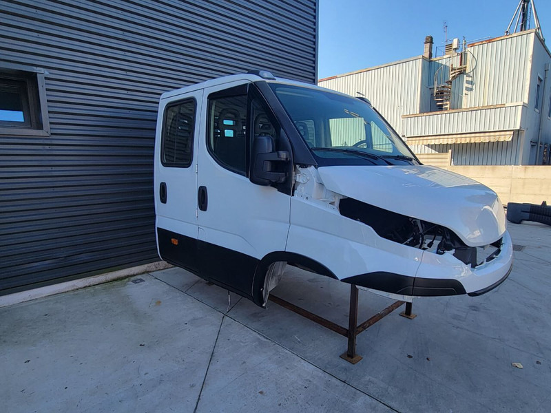 Iveco DAILY E6 - Cabina e interior para Camión: foto 5 Iveco DAILY E6 - Cabina e interior para Camión: foto 5