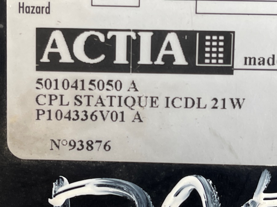 RENAULT ECU 5010415050 - Sistema eléctrico para Camión: foto 2 RENAULT ECU 5010415050 - Sistema eléctrico para Camión: foto 2