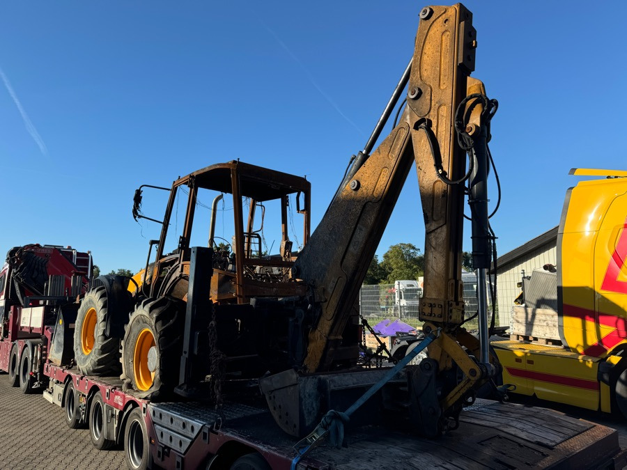 TEREX 980 4X4 // BURNED - Retroexcavadora: foto 2 TEREX 980 4X4 // BURNED - Retroexcavadora: foto 2