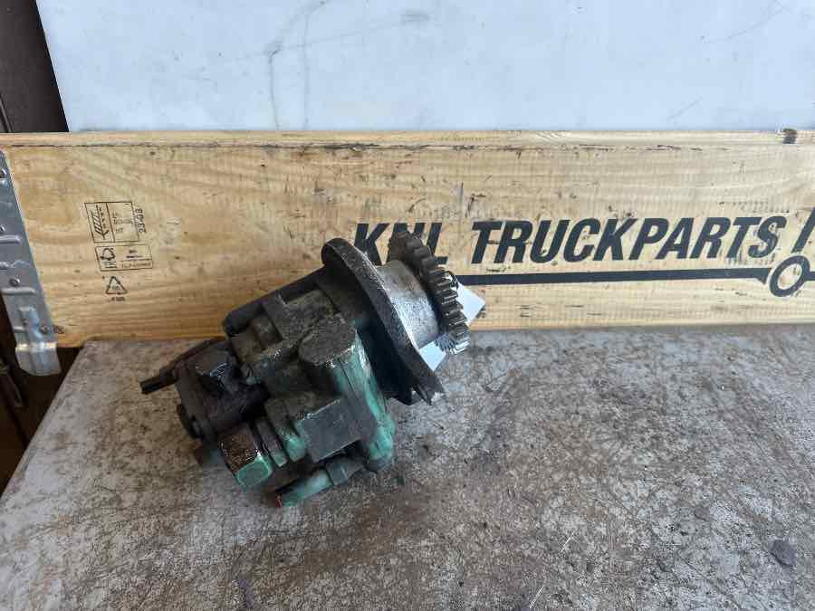 VOLVO STEEING PUMP 20902690 - Dirección para Camión: foto 2 VOLVO STEEING PUMP 20902690 - Dirección para Camión: foto 2