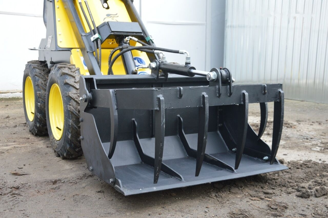Tur Poland N520 Miniradlader Mini Hoflader Mini Lader - Minicargadora: foto 4 Tur Poland N520 Miniradlader Mini Hoflader Mini Lader - Minicargadora: foto 4