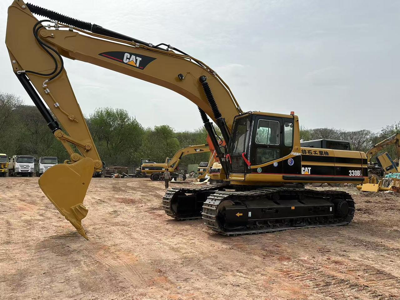 CAT 330BL - Excavadora de cadenas: foto 4 CAT 330BL - Excavadora de cadenas: foto 4