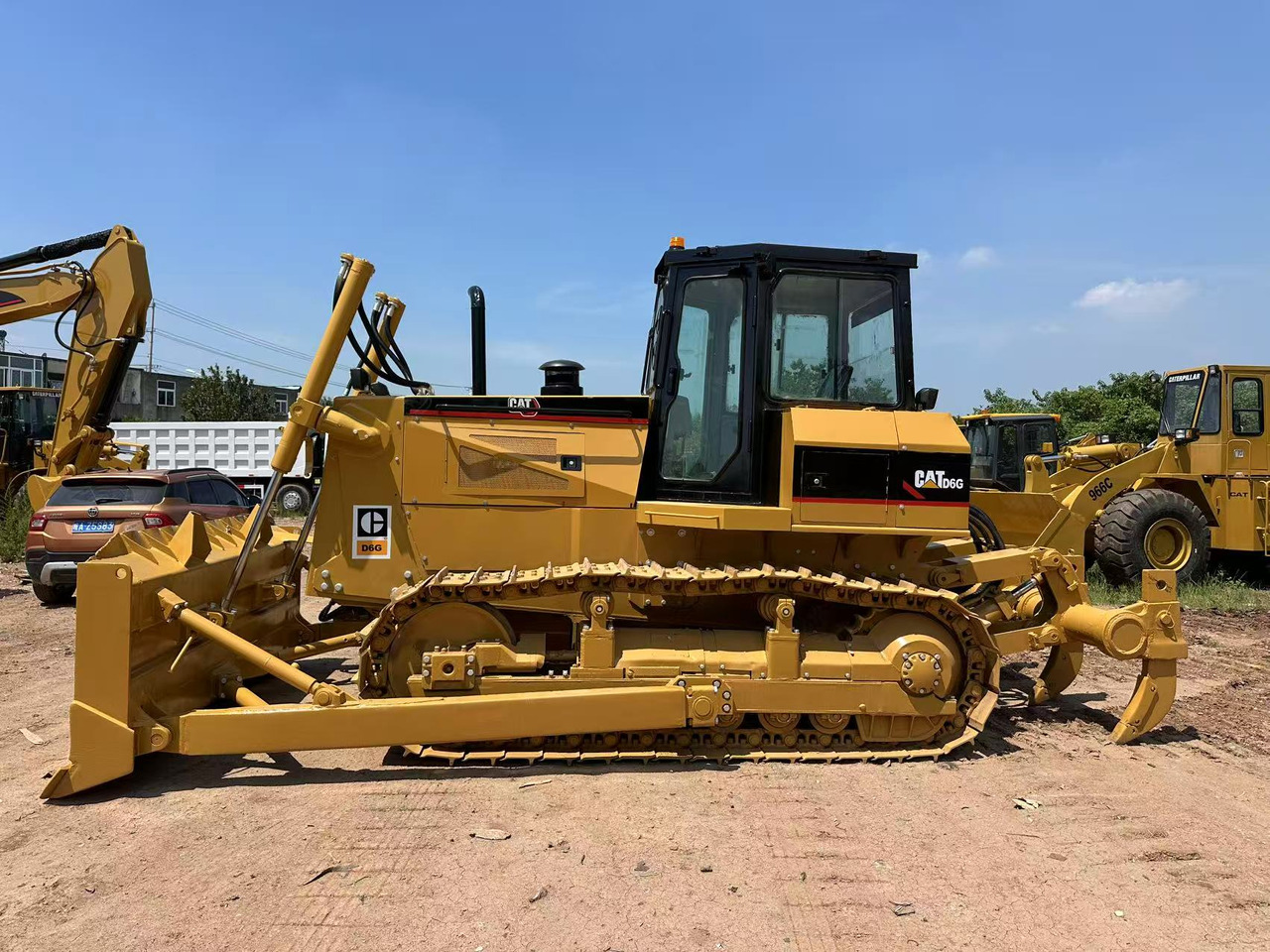 CAT D6G - Bulldozer: foto 3 CAT D6G - Bulldozer: foto 3