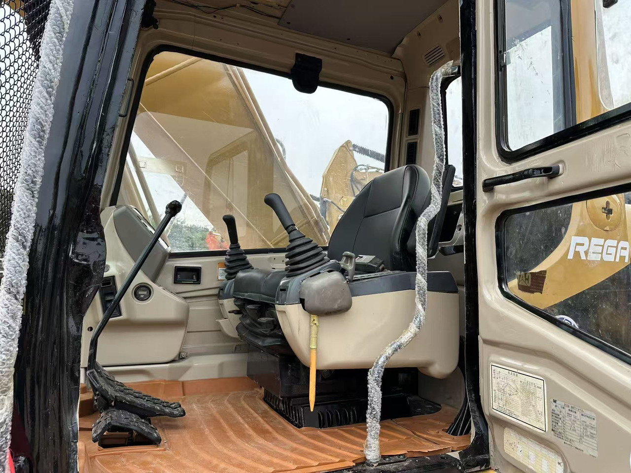 CATERPILLAR 320BL crawler excavator - Excavadora: foto 4 CATERPILLAR 320BL crawler excavator - Excavadora: foto 4