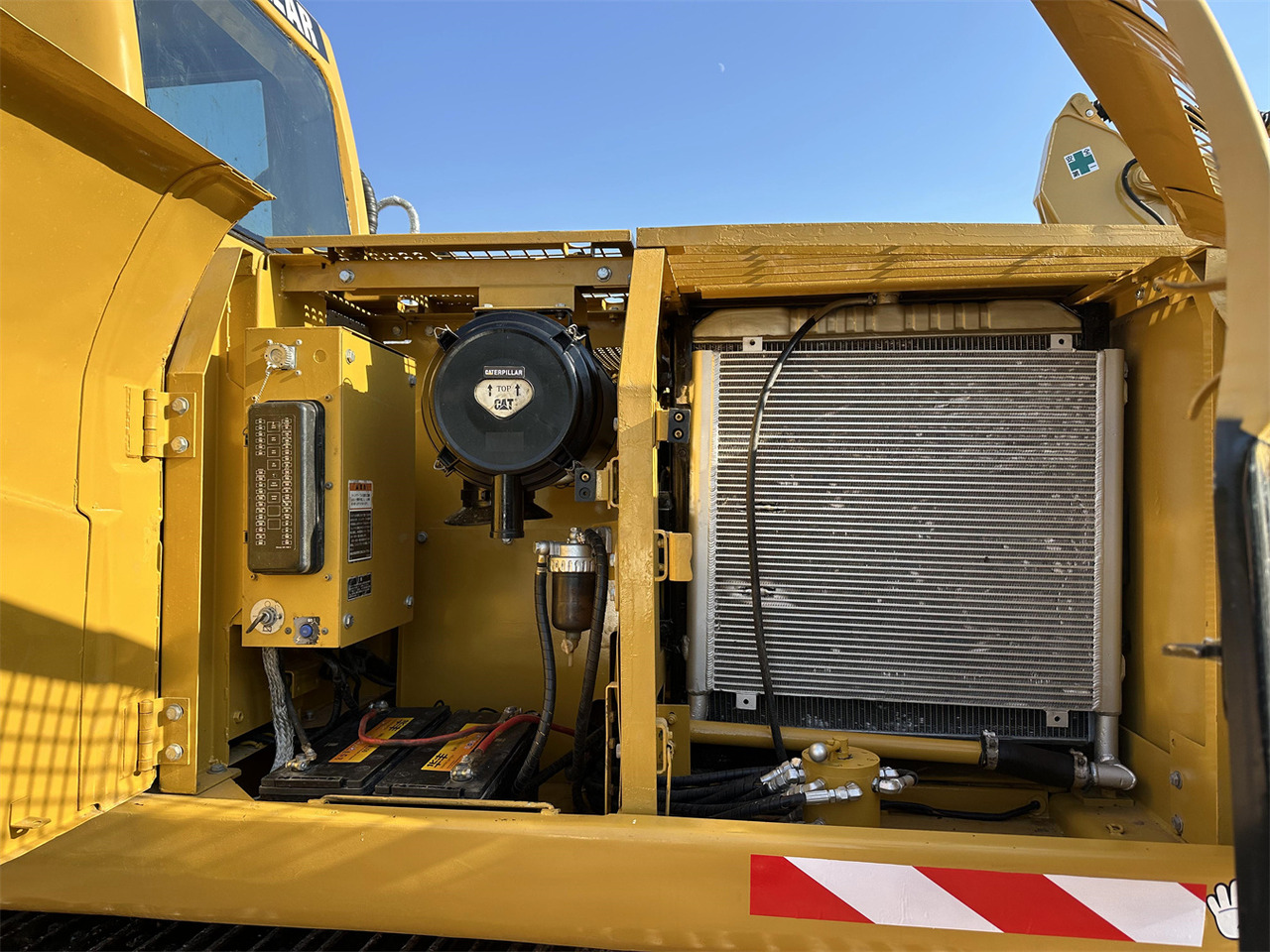 CATERPILLAR 320C - Excavadora de cadenas: foto 5 CATERPILLAR 320C - Excavadora de cadenas: foto 5
