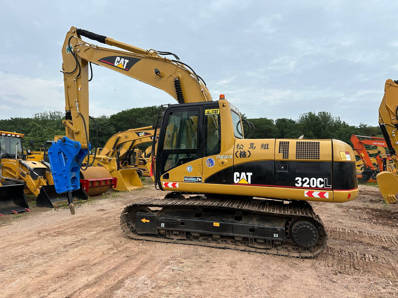 CATERPILLAR 320CL - Excavadora de cadenas: foto 4 CATERPILLAR 320CL - Excavadora de cadenas: foto 4