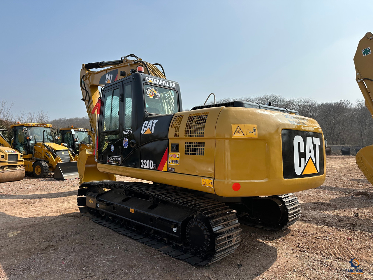 CATERPILLAR 320D2L - Excavadora de cadenas: foto 4 CATERPILLAR 320D2L - Excavadora de cadenas: foto 4