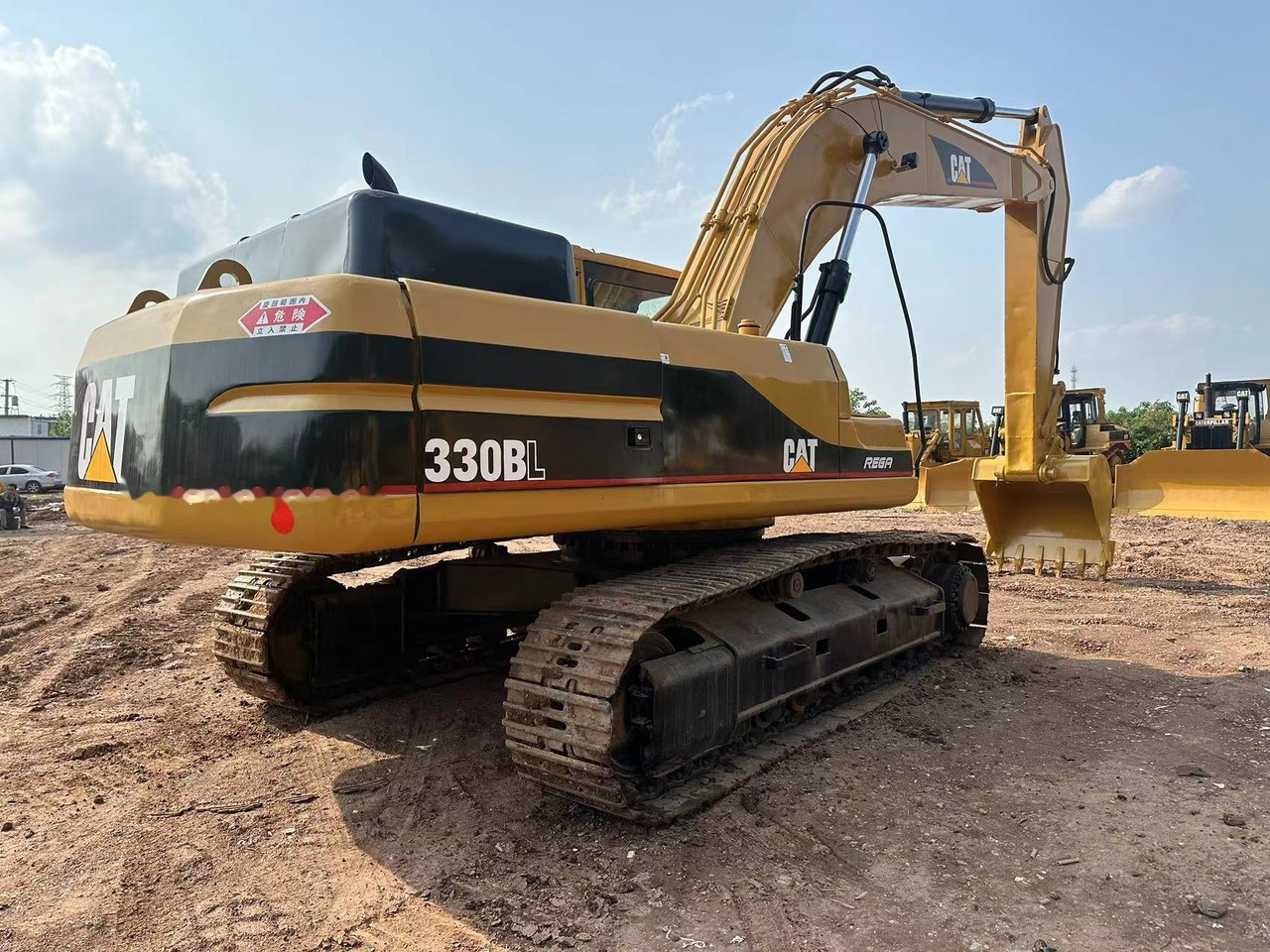CATERPILLAR 330B - Excavadora de cadenas: foto 1 CATERPILLAR 330B - Excavadora de cadenas: foto 1