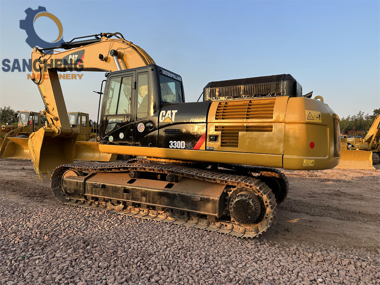 CATERPILLAR 330D2L - Excavadora de cadenas: foto 4 CATERPILLAR 330D2L - Excavadora de cadenas: foto 4