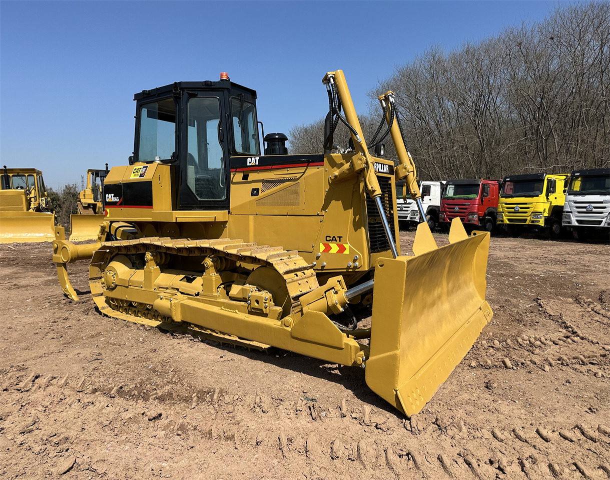 CATERPILLAR D6G - Excavadora: foto 2 CATERPILLAR D6G - Excavadora: foto 2