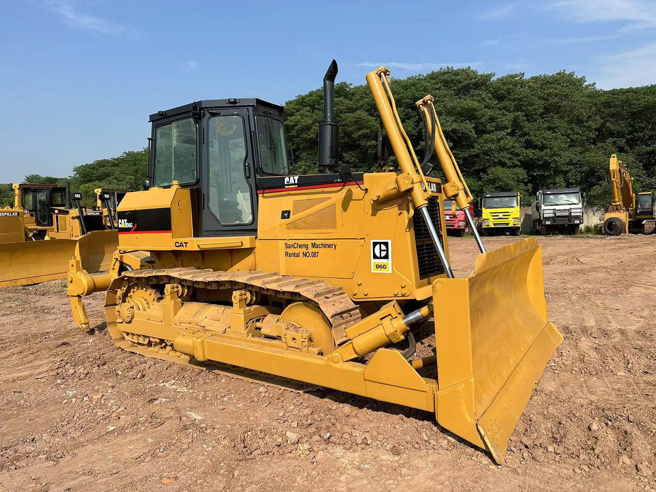 CATERPILLAR D6G Crawler Dozer - Bulldozer: foto 2 CATERPILLAR D6G Crawler Dozer - Bulldozer: foto 2