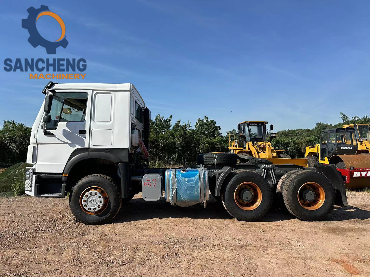 SINOTRUK HOWO Truck Head 371 - Cabeza tractora: foto 2 SINOTRUK HOWO Truck Head 371 - Cabeza tractora: foto 2