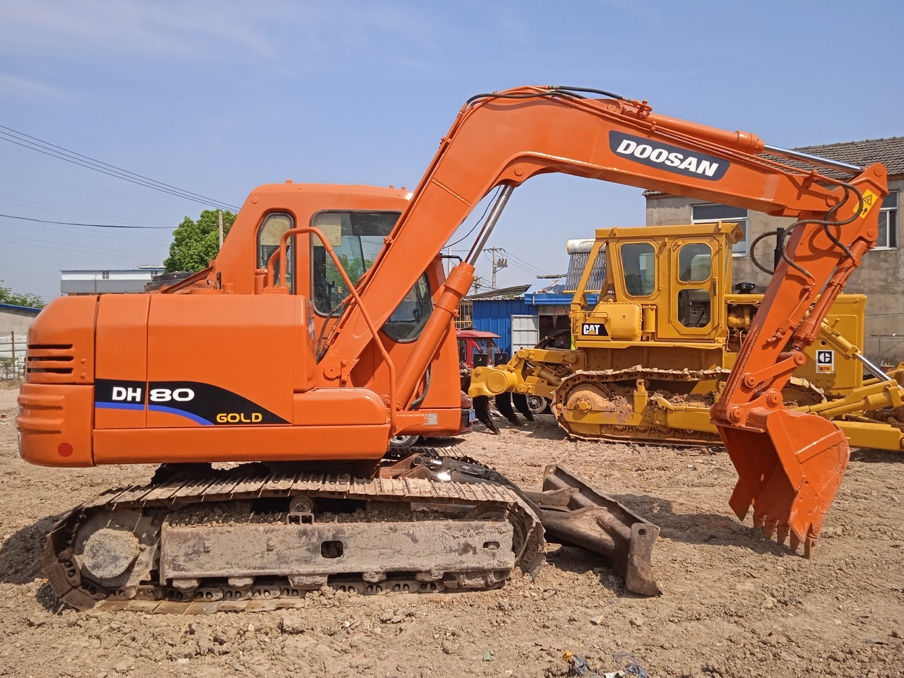 DOOSAN DH80 - Excavadora de cadenas: foto 1 DOOSAN DH80 - Excavadora de cadenas: foto 1